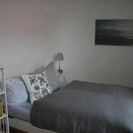 Διαμέρισμα Traumhafte Etagenwohnung In Guenderzeitvilla