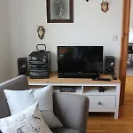 Daire Traumhafte Etagenwohnung In Guenderzeitvilla Dresden